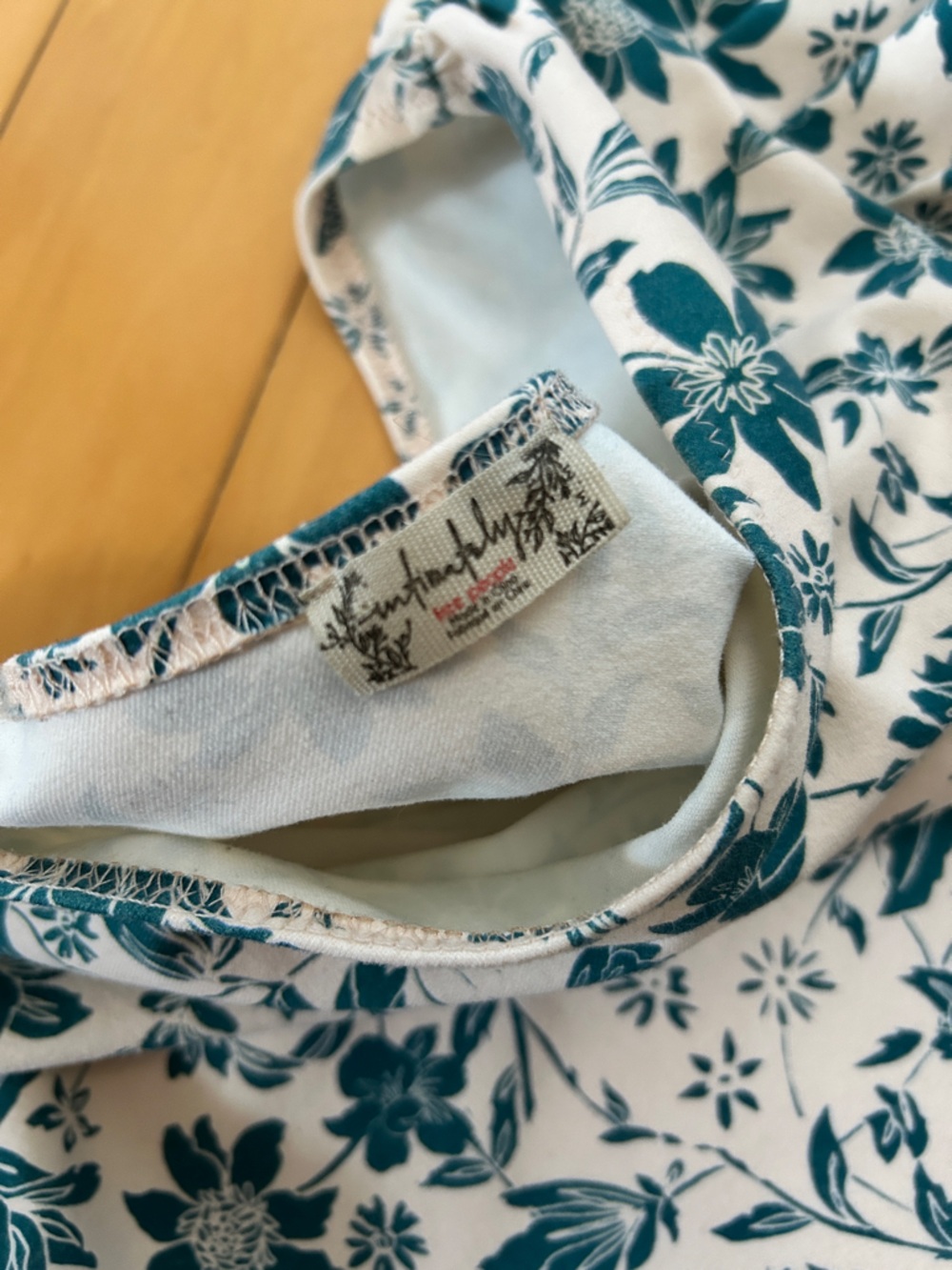 Free People Dream a Little Dream Blue and White Floral One Shoulder Bodysuit M - Picture 6 of 7